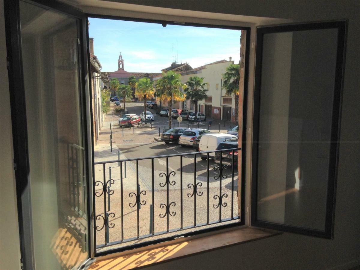 Le T2 Moderne Des Palmiers Au Coeur De Moissac Apartment ภายนอก รูปภาพ